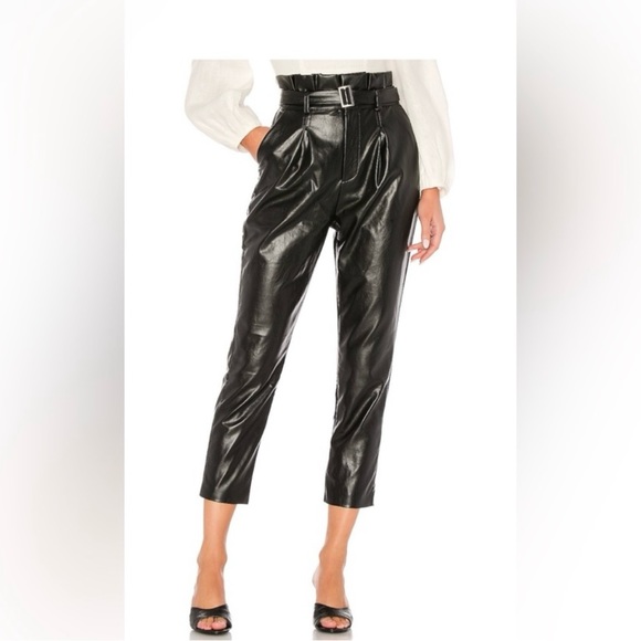 Leather pants with belt - Picture 2 of 3